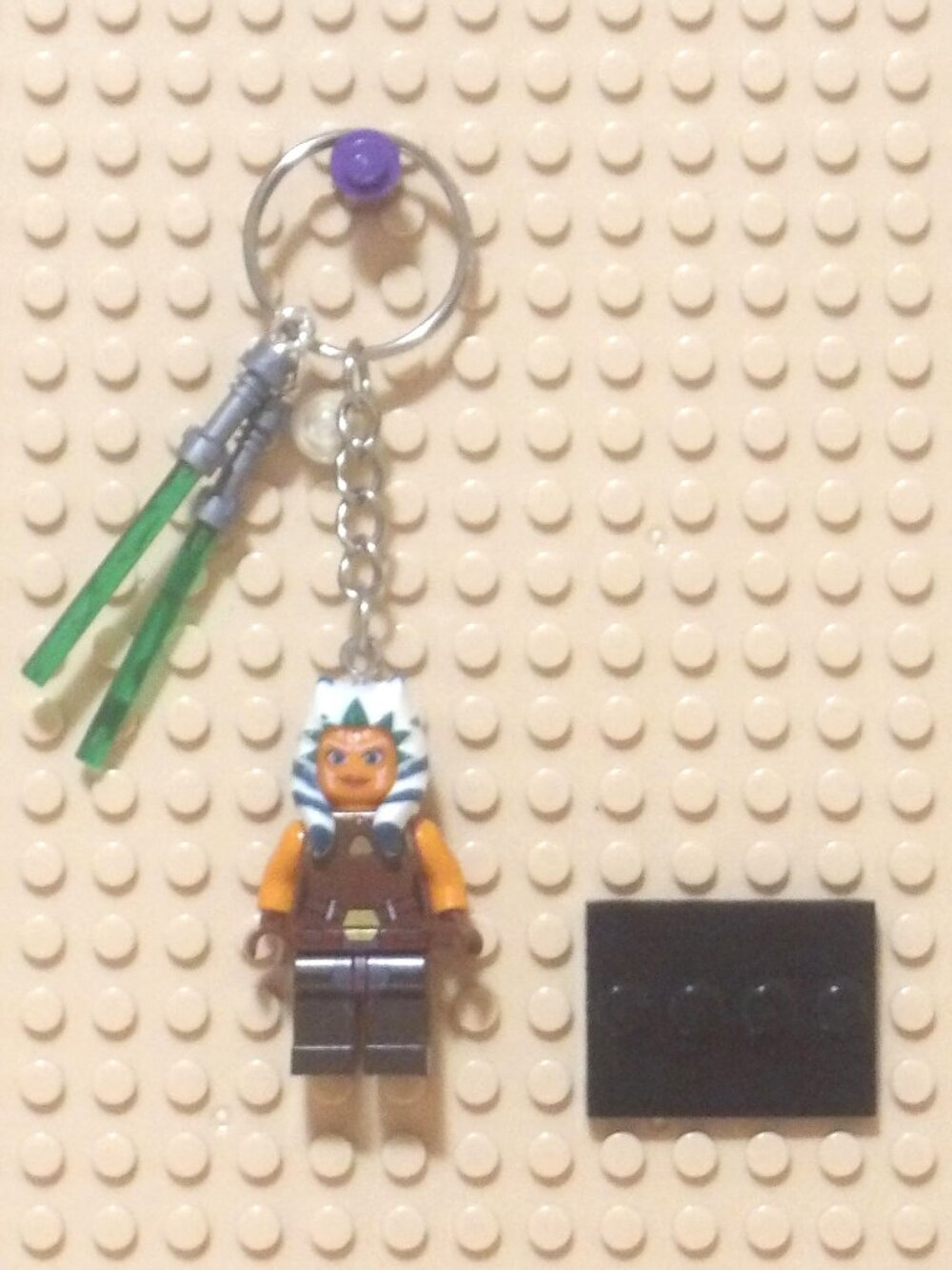 Minifigure Keychain Custom Star Wars Ahsoka Tano 2 Lightsaber Charms New